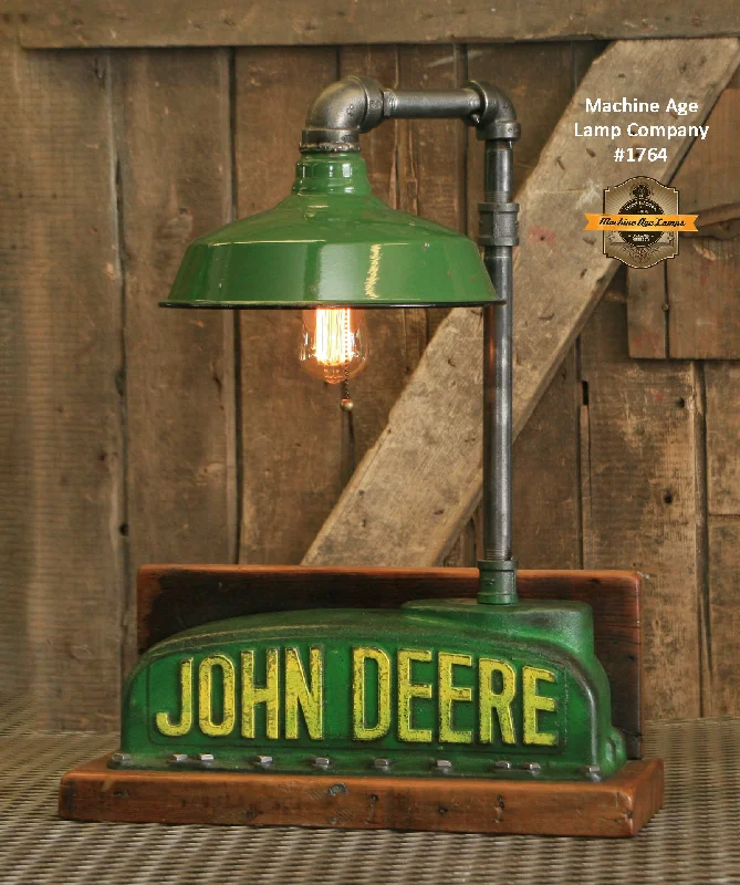 Industrial Lighting with High CRI (Color Rendering Index) for True Color PerceptionSteampunk Industrial / Antique John Deere Radiator Top / Lamp / Barnwood / Lamp #1764