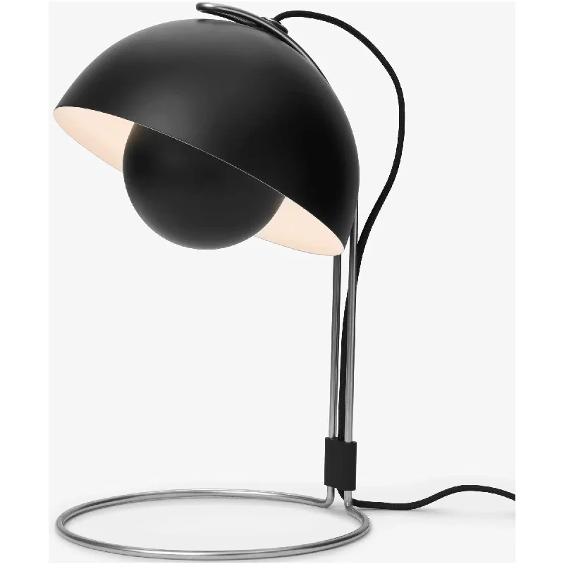 Flowerpot VP4 Table Lamp