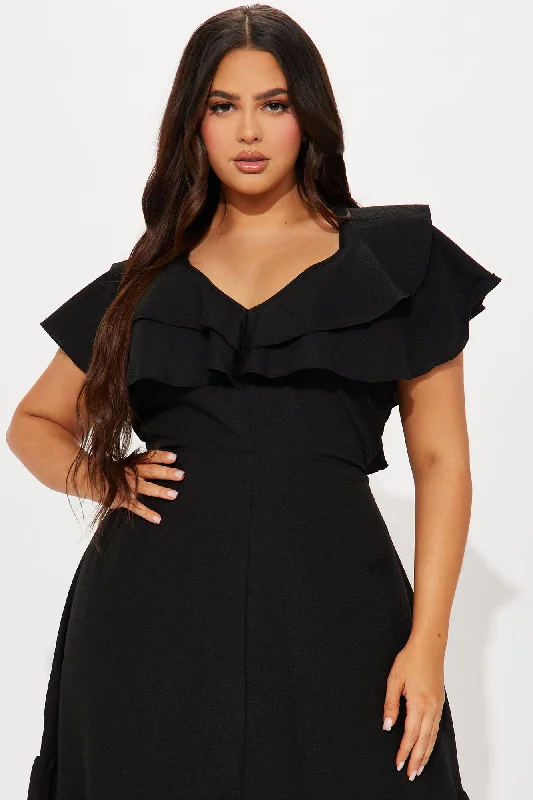 Addison Airflow Midi Dress - Black