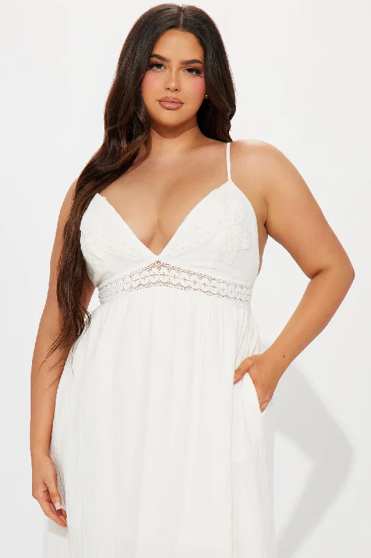 Beach Vacation Maxi Dress - Cream