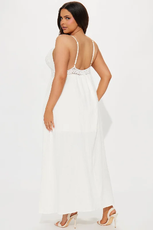 Beach Vacation Maxi Dress - Cream