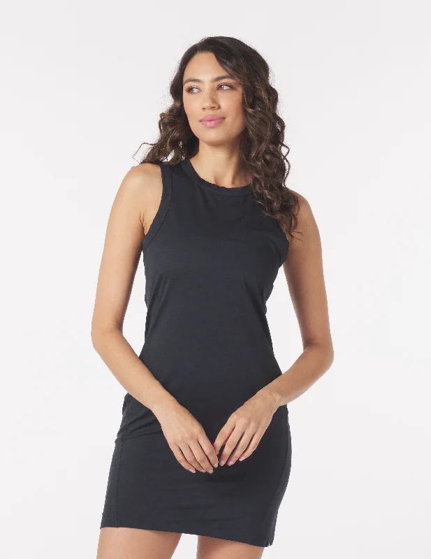 Effortless Dress: Black