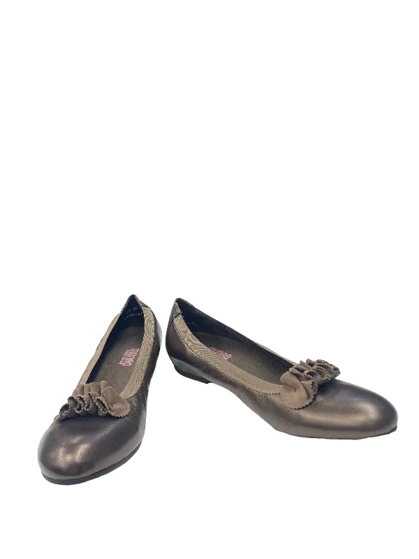 Shoes Flats Ballet By Munro  Size: 11.5