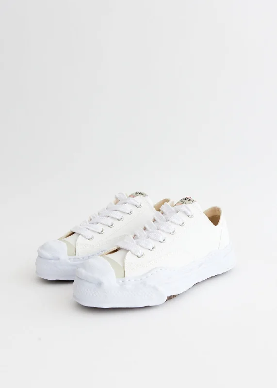 Hank Low Canvas Low Top Sneakers