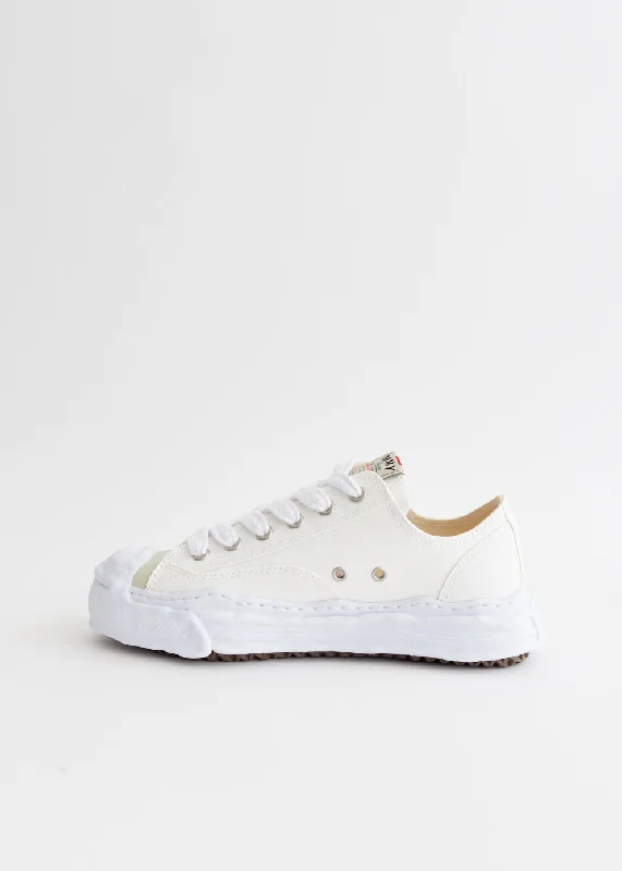 Hank Low Canvas Low Top Sneakers