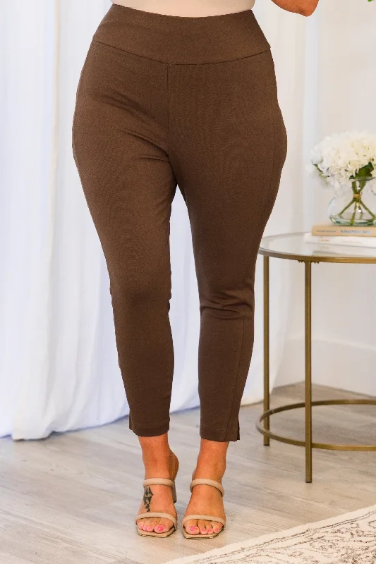 Strut Your Style Pants, Dark Brown