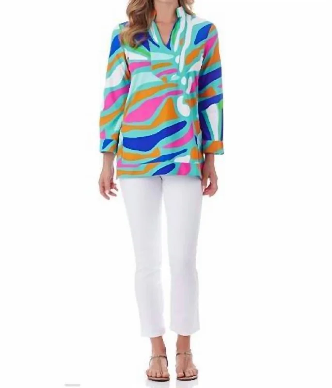 Chris Tunic Top In Ocean Abstract Aqua