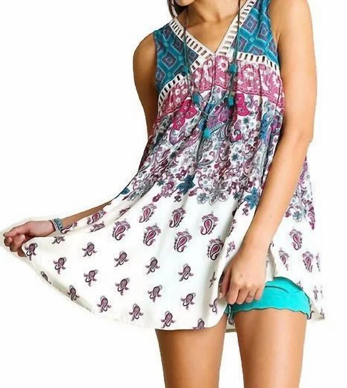 Paisley Print Sleeveless Tunic In Multi