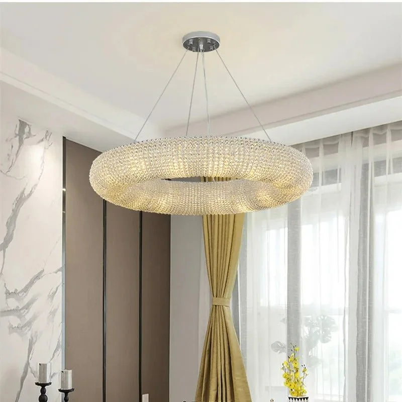 Incandescent Chandeliers for a Warm and Traditional GlowBaros Chandelier