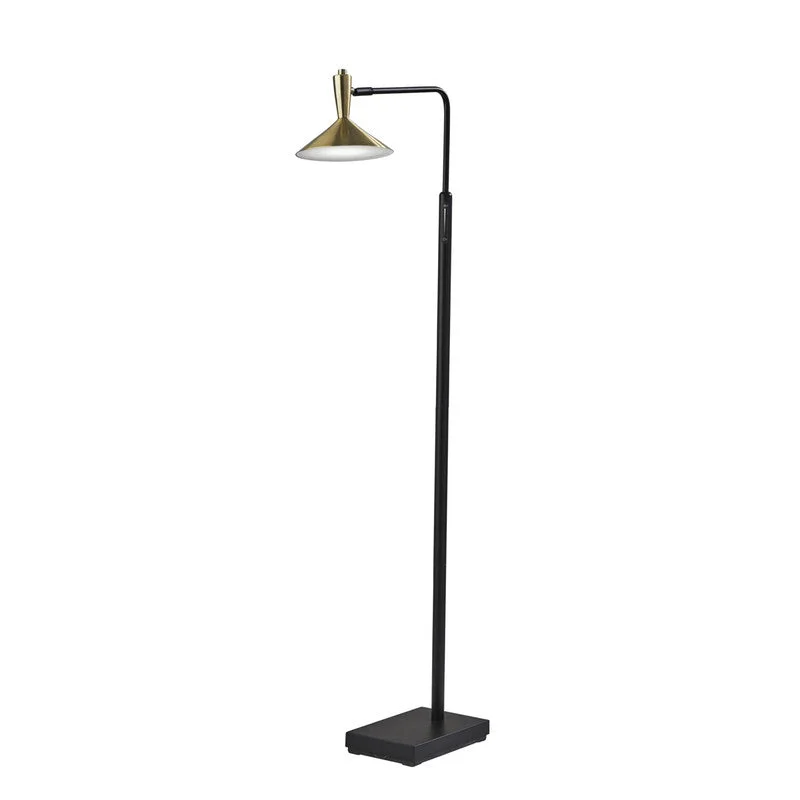 Victorian Style Floor Lamp for Traditional and Elegant InteriorsLucas LED Floor Lamp