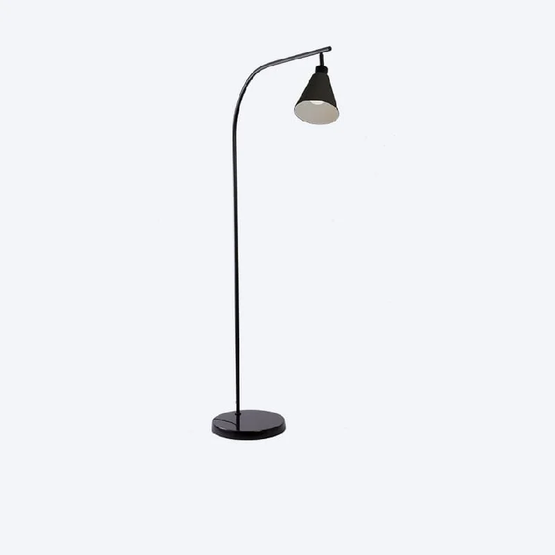 Rustic Farmhouse Style Floor Lamp for Cozy BedroomsCAMBIO FLOOR LAMP