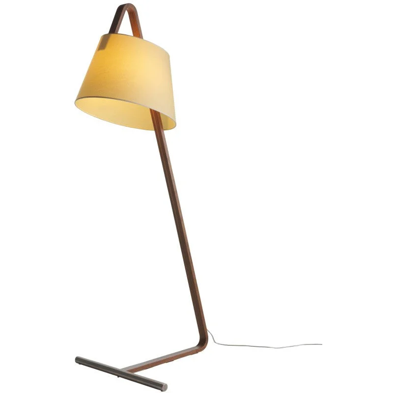USB Charging Port Floor Lamp for Convenient Device ChargingFloor lamp Casamania & Horm Numero 3