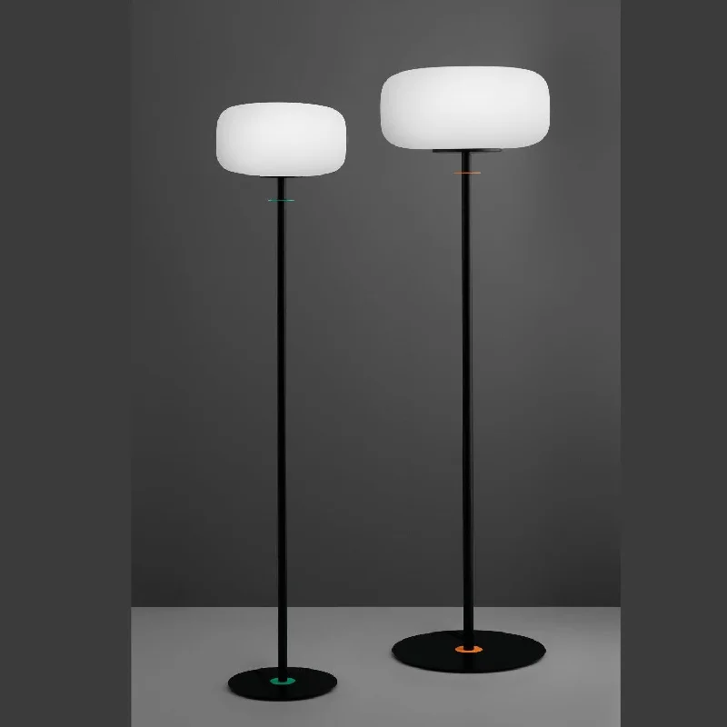 Fabric Floor Lamp with a Linen Shade for a Relaxed AestheticKiss Floor Lamp